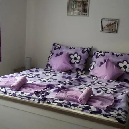 בית הארחה Lila 3*